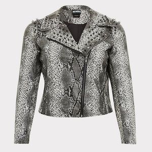 Torrid & Wonder Women Faux Snake Print Moto Spiked Leather Jacket WW84 DC Comics